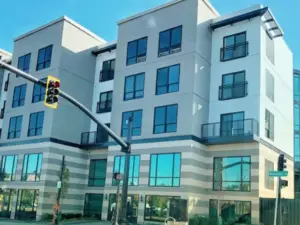 The Building of Hampton Inn Salem Hotel