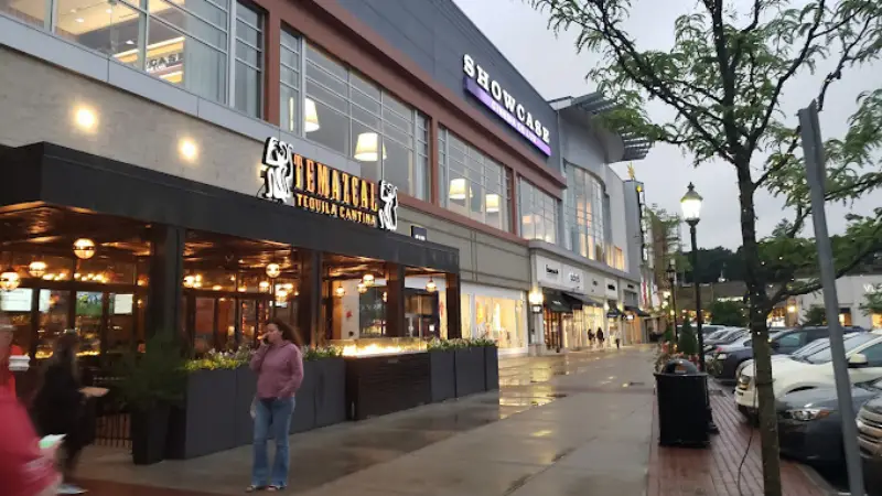 The front of building Legacy Place Mall in Massachusetts