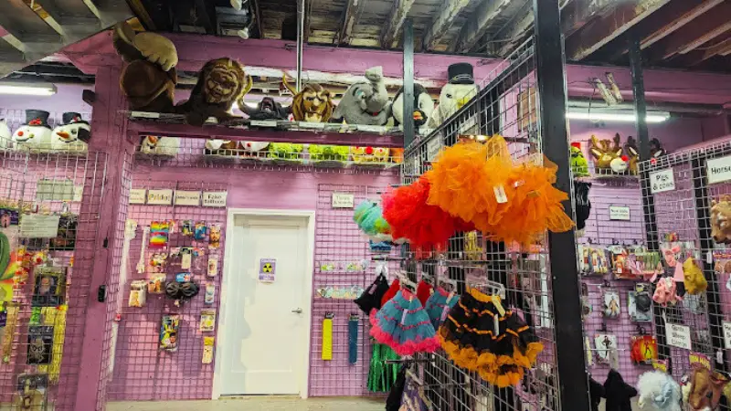 11 Fun And Funky Thrift Stores In Boston - Boston Uncovered